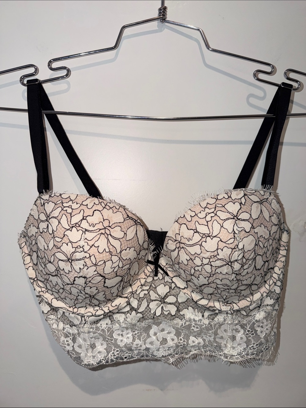 Victoria's Secret Dream Angels Bustier Style Bra Cream Black Lace Size 34D